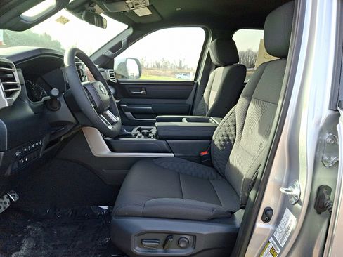 New 2026 Toyota Tundra SR5 image 11