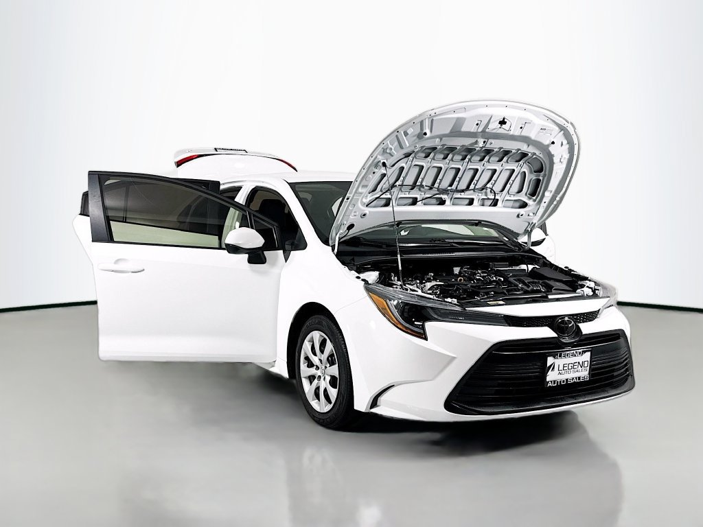 Used 2024 Toyota Corolla LE FWD image 19