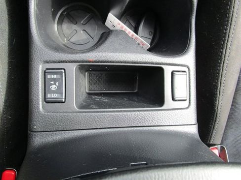 Used 2015 Nissan Rogue SV w/ SV Premium Package image 18