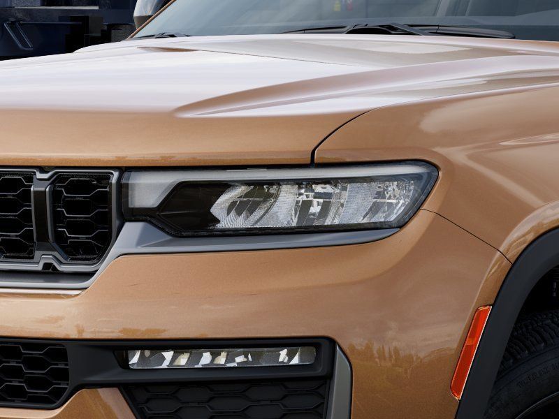 New 2026 Jeep Grand Cherokee Limited w/ Limited Altitude Package RWD image 10