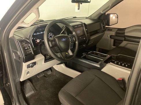 Used 2018 Ford F150 XL w/ Equipment Group 101A Mid image 12