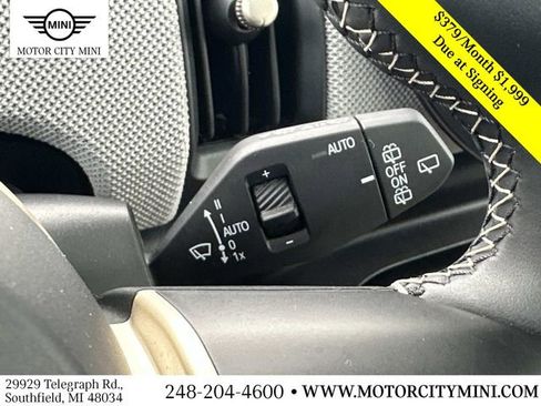 Certified 2025 MINI Cooper S image 27