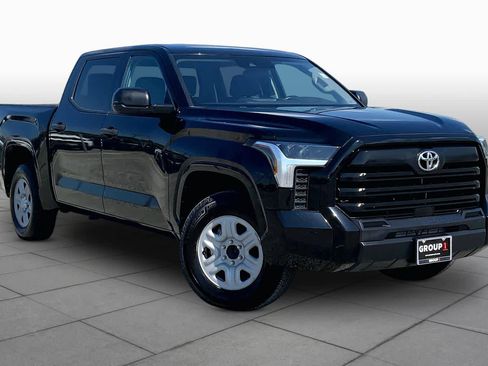 Used 2022 Toyota Tundra SR w/ SR Tow Package RWD image 3