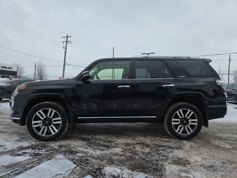 Used 2022 Toyota 4Runner Limited image 4