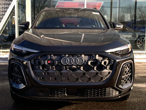 New 2025 Audi SQ5 Premium Plus image 6