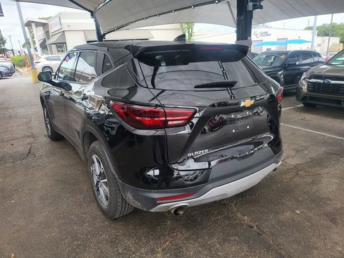 Used 2025 Chevrolet Blazer LT FWD image 9