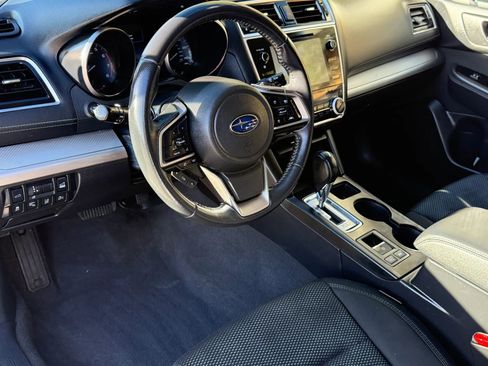 Used 2019 Subaru Outback 2.5i Premium w/ Popular Package #2 AWD/4WD image 15