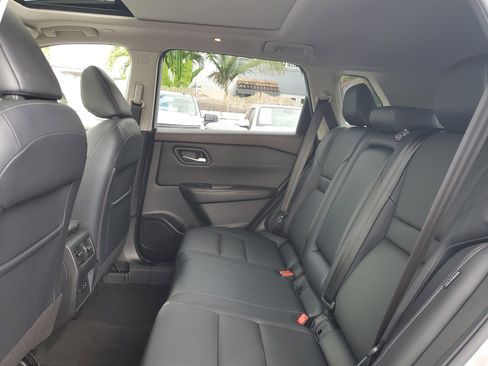 Certified 2022 Nissan Rogue SL image 14