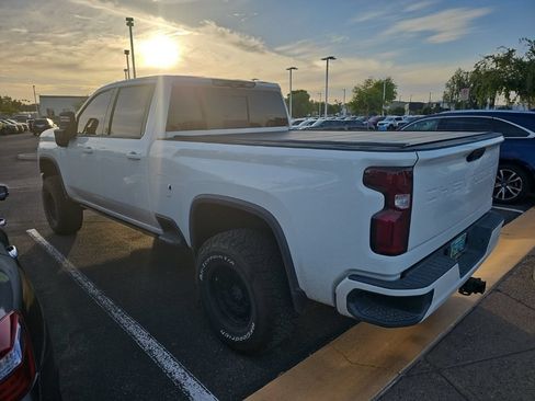 Used 2020 Chevrolet Silverado 2500 High Country w/ Technology Package AWD/4WD image 9