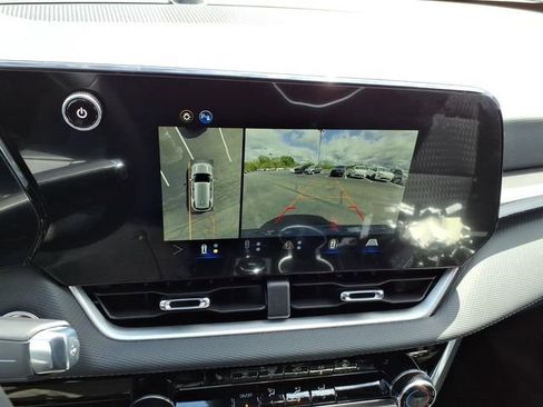New 2026 Chevrolet Equinox LT FWD image 12