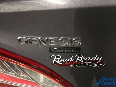 Used 2015 Hyundai Genesis 3.8 RWD image 14