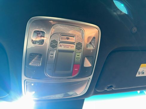 Used 2023 Genesis G80 image 33