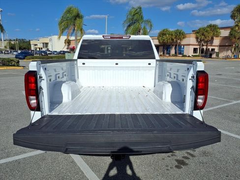 Used 2024 GMC Sierra 1500 SLE w/ Enhanced Capability Package image 19