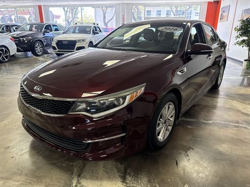 Used 2016 Kia Optima LX w/ LX Convenience Package FWD image 3