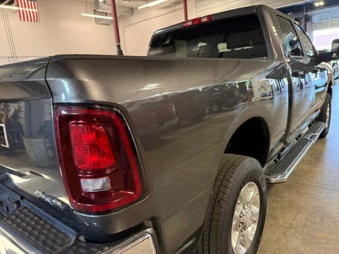 Used 2025 RAM 2500 Big Horn AWD/4WD image 22