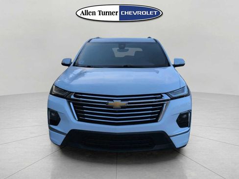 Used 2022 Chevrolet Traverse Premier image 8