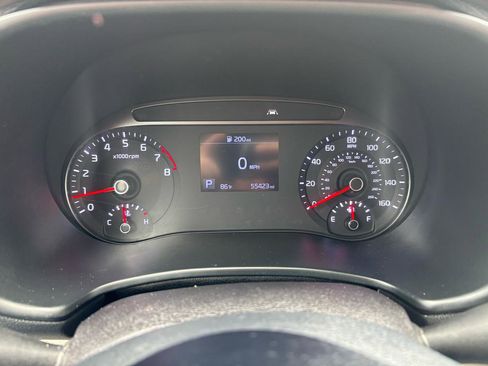 Used 2020 Kia Soul S FWD image 19