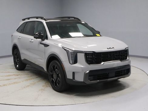Used 2025 Kia Sorento SX Prestige AWD/4WD image 1
