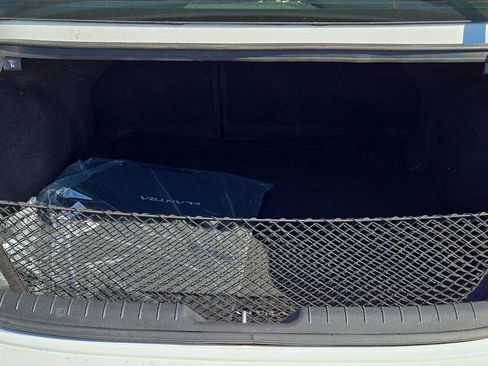 Used 2021 Hyundai Elantra SEL w/ Convenience + Premium Package image 11