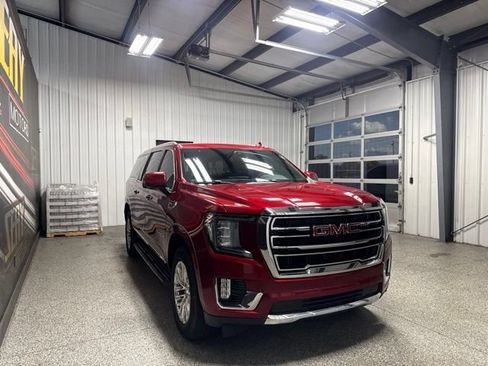 Used 2021 GMC Yukon XL SLT w/ SLT Luxury Plus Package AWD/4WD image 19