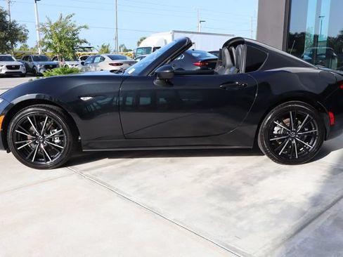 Used 2025 MAZDA MX-5 Miata RF Grand Touring RWD image 24