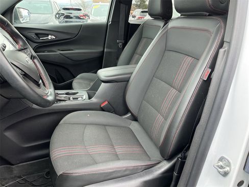 Certified 2024 Chevrolet Equinox RS image 19