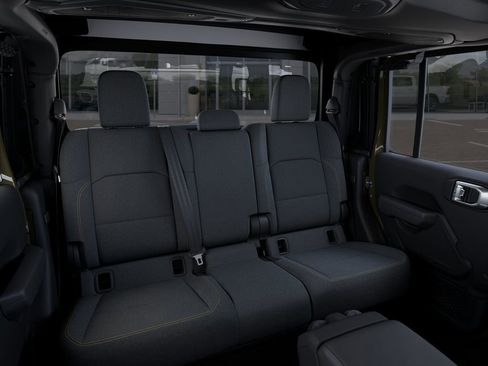 New 2025 Jeep Gladiator Sport AWD/4WD image 15