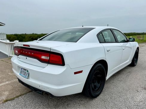 Used 2014 Dodge Charger Police w/ Street Appearance Group RWD image 5