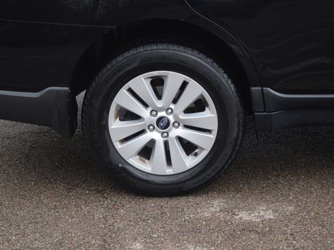 Used 2018 Subaru Outback 2.5i Premium image 26