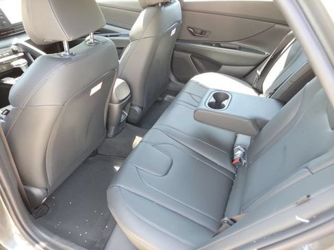 New 2026 Hyundai Elantra SEL Sport FWD image 26