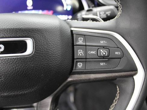 Used 2023 Jeep Grand Cherokee 4WD 4xe image 22