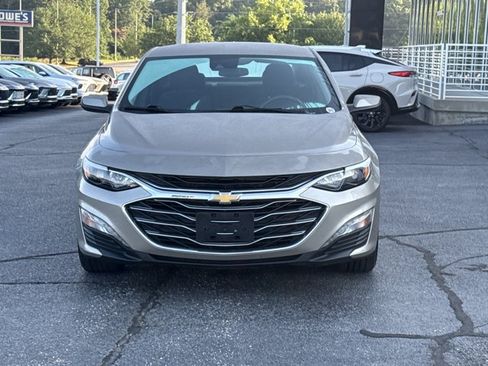 Used 2023 Chevrolet Malibu LT FWD image 13