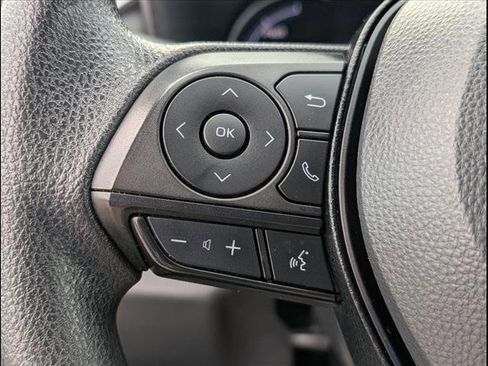 Used 2024 Toyota RAV4 XLE image 27