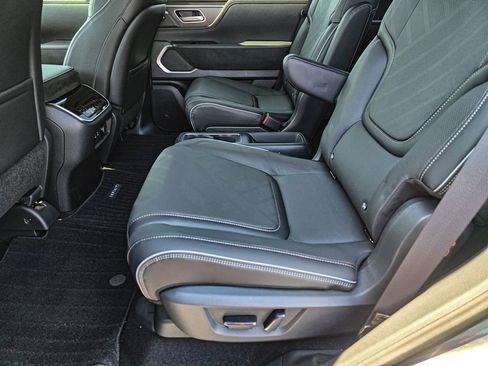 New 2026 INFINITI QX80 Luxe w/ Cargo Package image 12