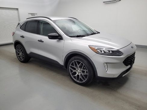 Used 2020 Ford Escape Titanium AWD/4WD image 11