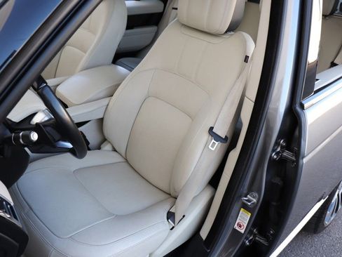 Used 2022 Land Rover Range Rover Westminster Edition image 19