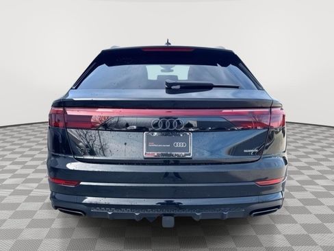 Certified 2025 Audi Q8 Prestige w/ Prestige Package image 4