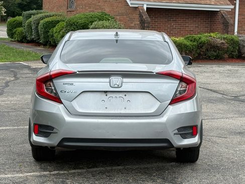 Used 2018 Honda Civic EX-L image 5