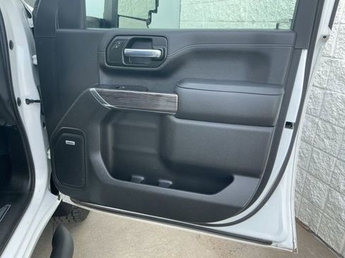 Used 2020 Chevrolet Silverado 3500 LTZ w/ LTZ Plus Package image 29