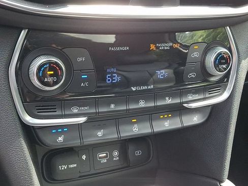 Used 2019 Hyundai Santa Fe AWD image 18