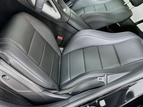 Certified 2025 Mercedes-Benz GLS 450 4MATIC image 21
