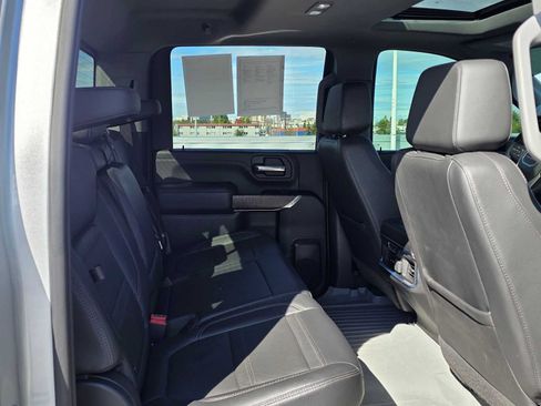 Used 2023 GMC Sierra 2500 Denali AWD/4WD image 12