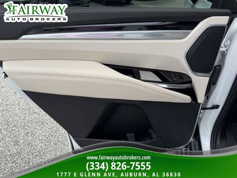 Used 2025 Cadillac Escalade Sport w/ Touring Package AWD/4WD image 24