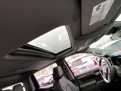 Used 2024 GMC Sierra 1500 SLT w/ SLT Premium Plus Package image 18