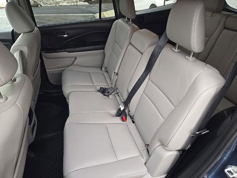 Used 2018 Honda Pilot Touring image 46