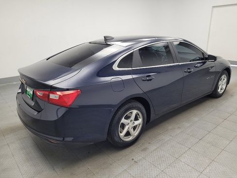 Used 2018 Chevrolet Malibu LS w/ LPO, Convenience Package 1 FWD image 9