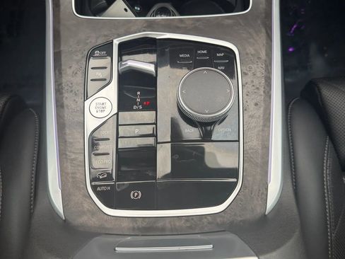 Used 2024 BMW X5 xDrive40i image 15