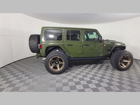 Used 2024 Jeep Wrangler Unlimited AWD/4WD image 37