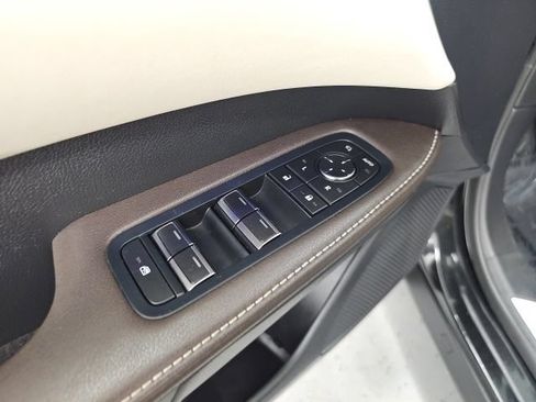Used 2023 Lexus RX 350 Premium Plus w/ Accessory Package AWD/4WD image 12