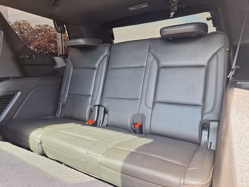 Used 2021 Chevrolet Tahoe High Country RWD image 14